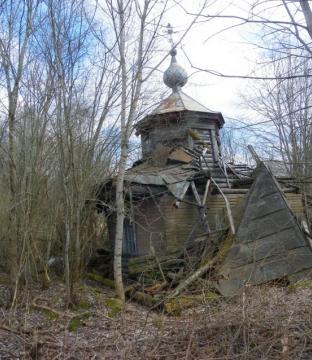 Часовня Рождества Пресвятой Богородицы (?) в д. Лесище