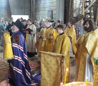6 июля в храме Владимирской иконы Божией Матери в Подпорожье совершена Божественная литургия!