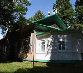 В храме Сретения Господня с. Русский Кадам впервые с 1937 года в восстанавливаемом храме было совершено богослужение архиерейским чином! 