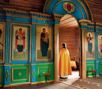 Кто и зачем восстанавливает деревянные храмы Русского Севера