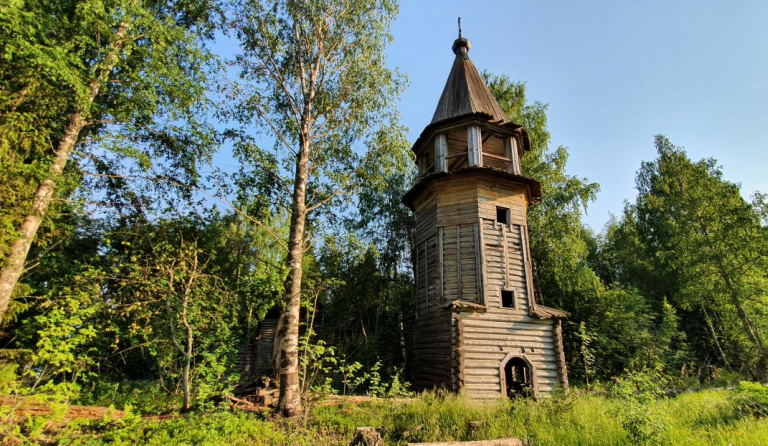 Лукостров