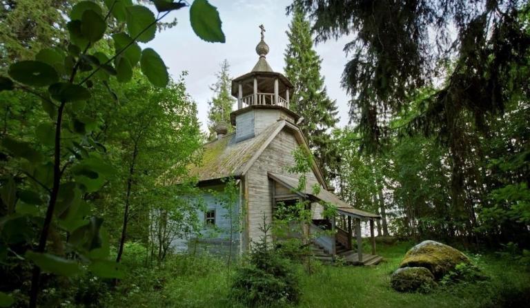 Часовня Святителя Николая Чудотворца Мирликийского и Илии Пророка в д. Чуйнаволок (Сямозеро)