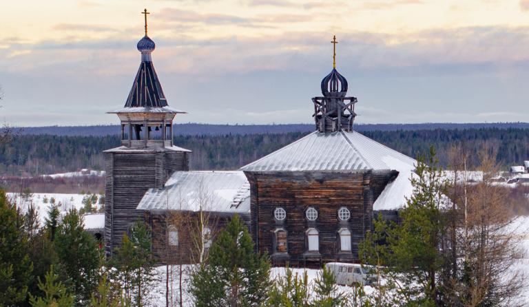 Храм Афанасия и Кирилла Александрийских патриархов в д. Никитинская (Выя)