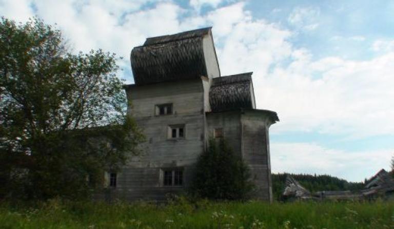 Храм Благовещения Пресвятой Богородицы в д. Пустынька
