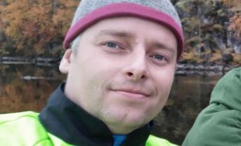 Profile picture for user sheshnin